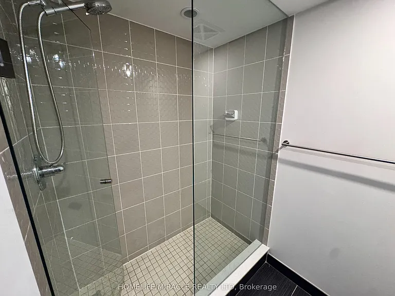 555 Wilson Ave #103 — Photo 21