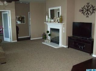 6228 W Perez Ct, Visalia, CA 93291