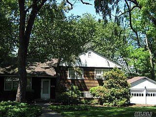 1st image of 17 Briarcliff Dr