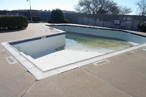 2nd image of 2104 Windy Dr