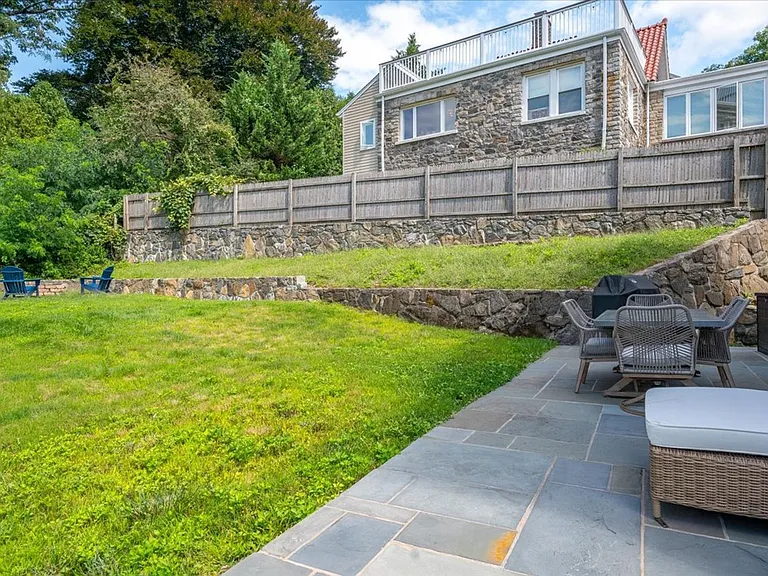 14 Woodale Pl — Photo 41