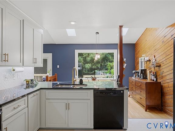 3rd image of 11518 Poplar Ridge Rd