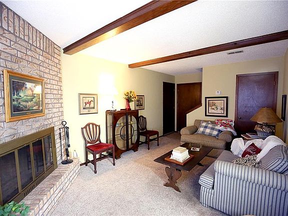 4th image of 1174 N Eagle Ln
