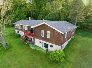 9170 Pincherry Rd, Charlevoix, MI 49720