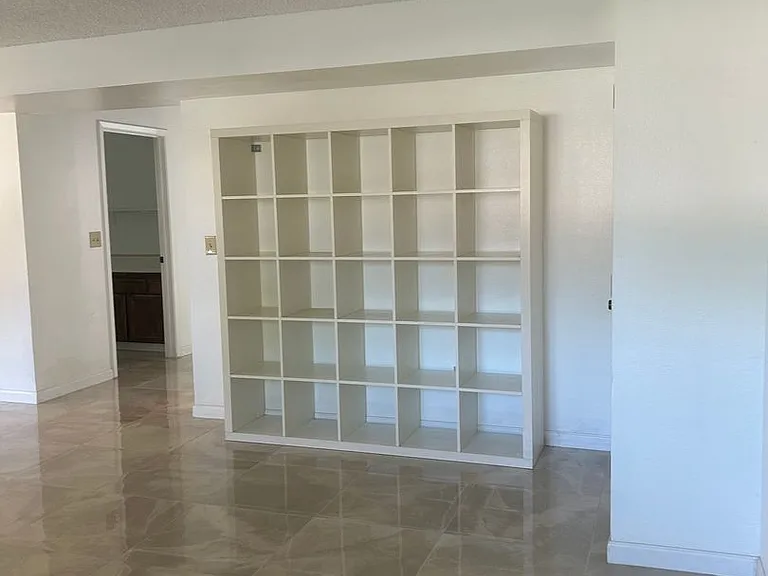 2774 Jessica Cir — Photo 31