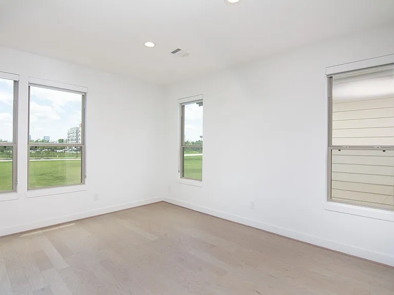 462 S Centro Cir — Photo 15