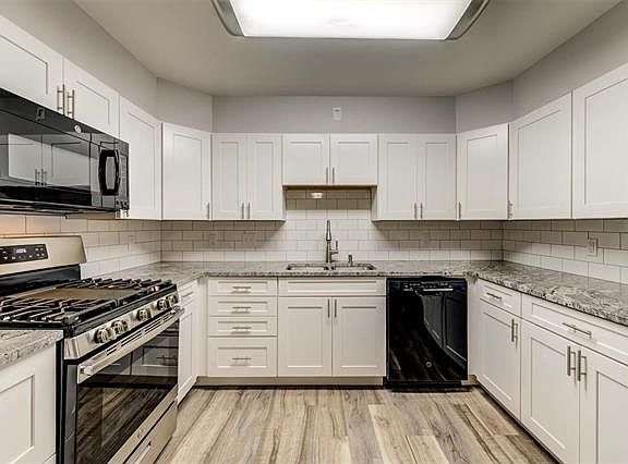 4th image of 4147 Beauty Ln