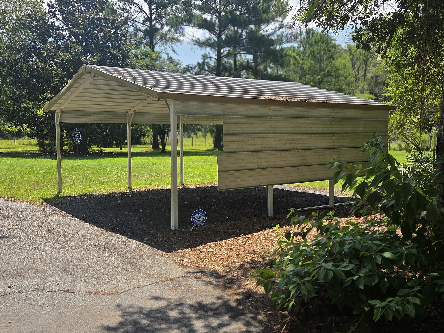 4 bed, 1792 sqft, $2,195 — Photo 2