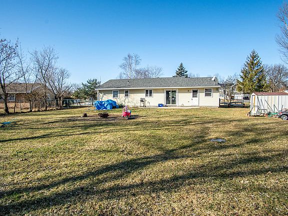 5th image of 4 Morgan Ln