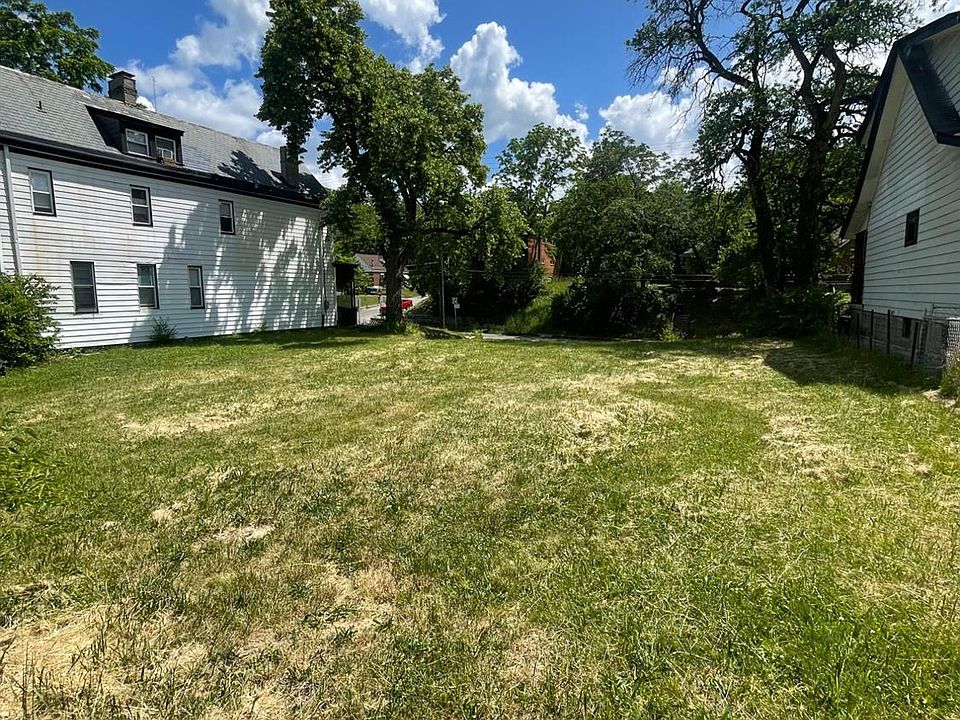 2nd image of 3334 Glenway Ave