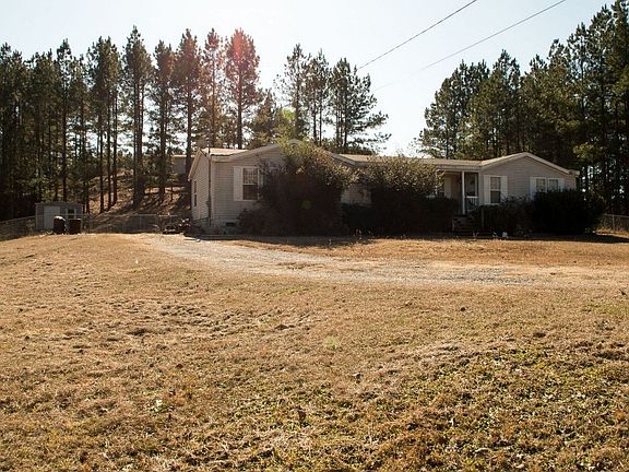 2nd image of 40 Jamaica Ln