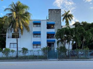 950 NW 11th St APT 1D, Miami, FL 33136