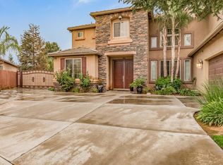 5922 N La Ventana Ave, Fresno, CA