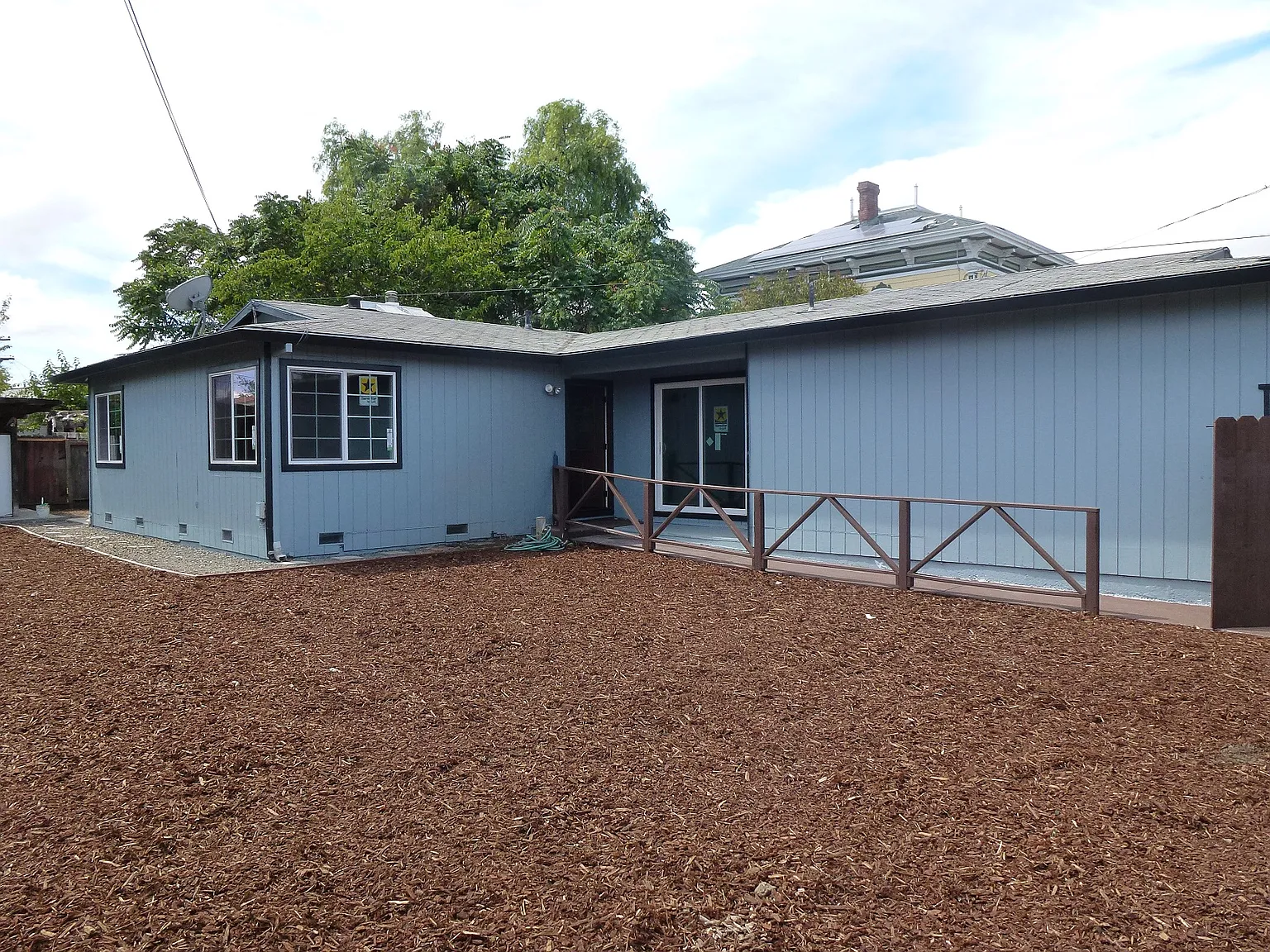 3113 East Ave photo 1