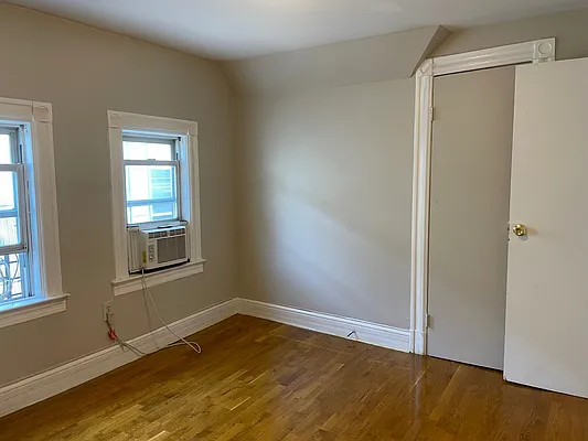 Rented by Compass | media 9