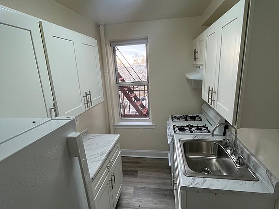 5th image of 1489 Shore Pkwy APT 3C