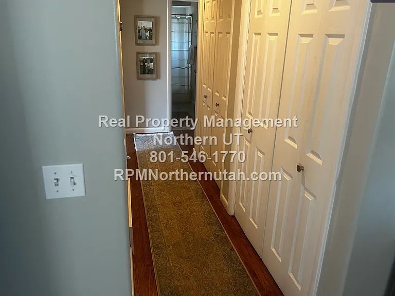 703 W 2175 N — Photo 10