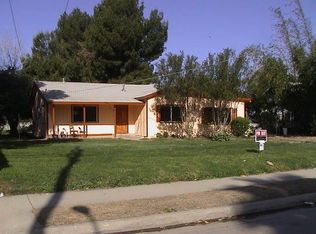 7819 Vanalden Ave, Reseda, CA 91335