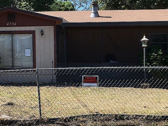 3rd image of 4734 Pilgrim Ln