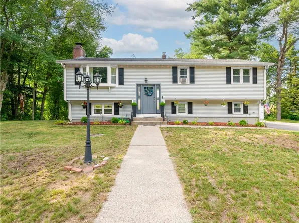 199 Greenville Rd, North Smithfield, RI 02896
