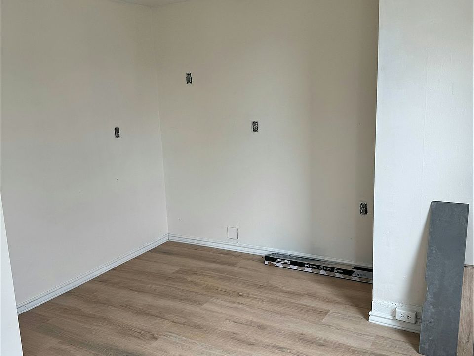 Currently under brand new renovation - will be completed by May 31st!