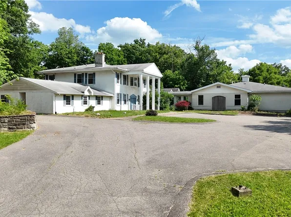 5347 Brightwood Rd, Bethel Park, PA 15102