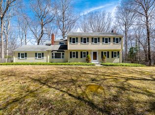 60 Colonial Rd, Madison, CT 06443