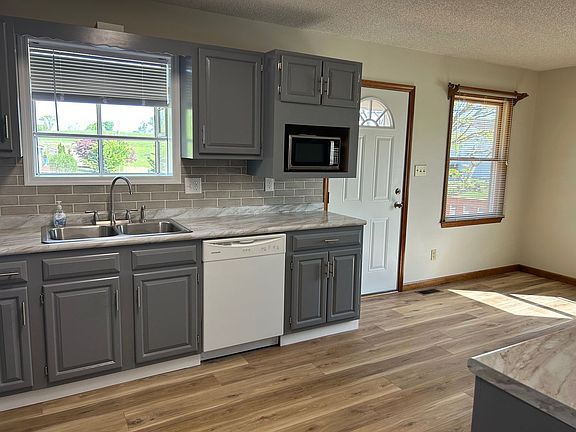 4th image of 304 Old Stage Rd
