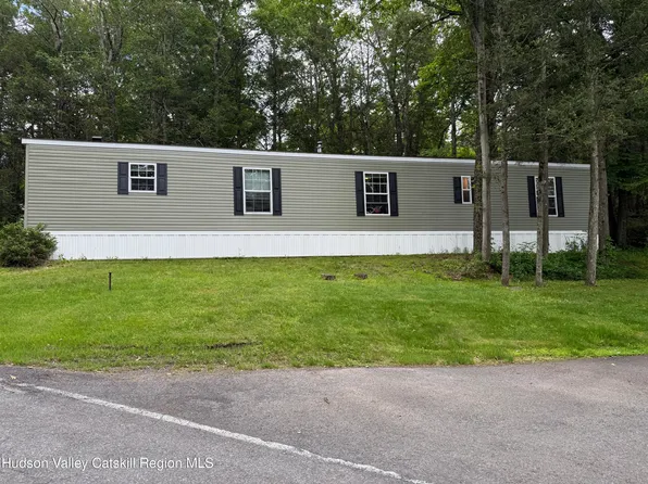 131 Rymrock Road, Kingston, NY 12401