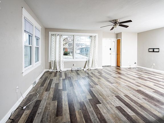 3rd image of 2750 119th St