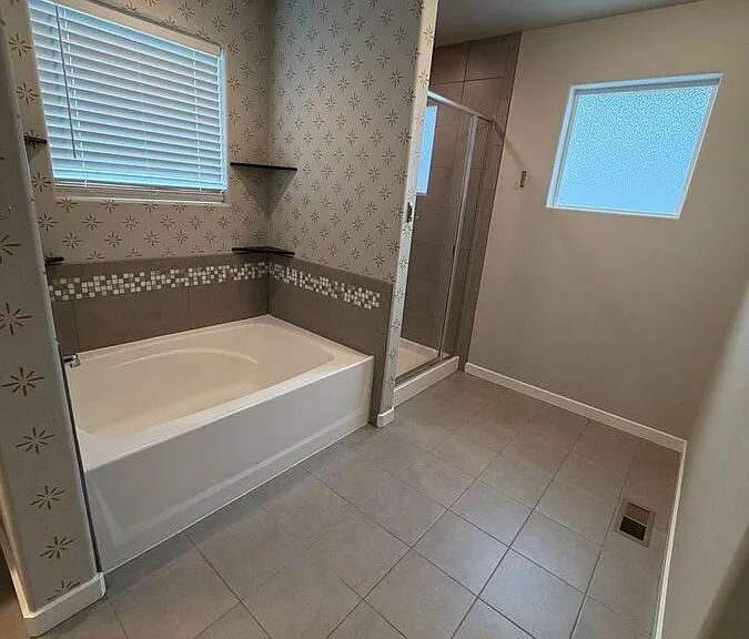 10092 Moorcroft Dr — Photo 16