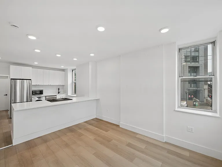 1327 Willow Ave #3 — Photo 3