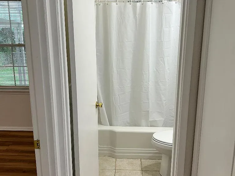 1148 Ashford Dr — Photo 36