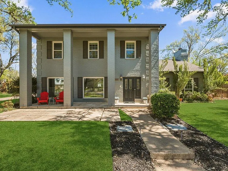 10408 Loring Dr — Photo 2