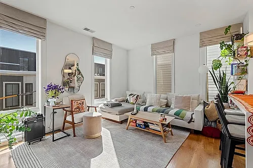 49 Rogers St #801 Photo 1