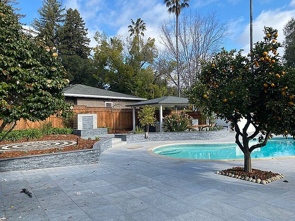 3rd image of 14585 Aloha Ave