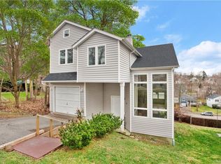 90 Grand St, Croton On Hudson, NY 10520