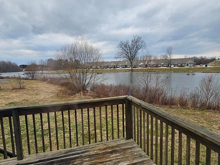 915 Nottingham Dr — Photo 20