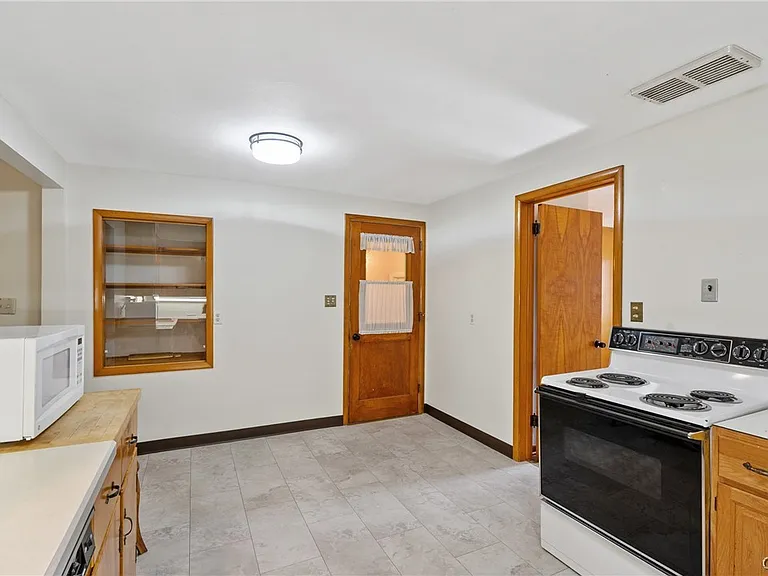 107 Overlook Dr — Photo 10