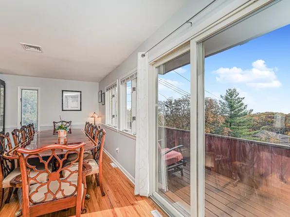 20 Signal Hill Road image 11 of 44