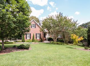 702 Seven Oaks Dr, Greensboro, NC 27410