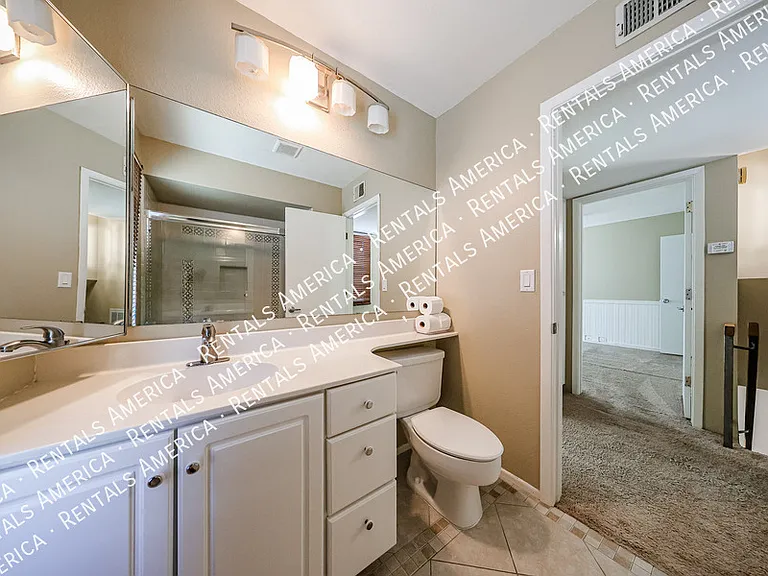 4809 E Euclid Ave #1 — Photo 21