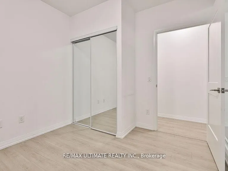 8 Widmer St #515 — Photo 12