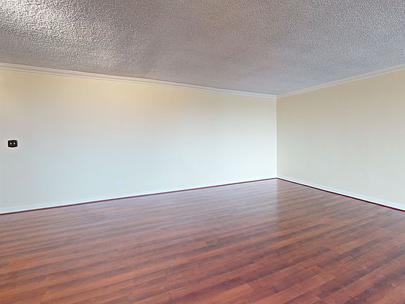 3rd image of 1115 Cordova St Unit 304