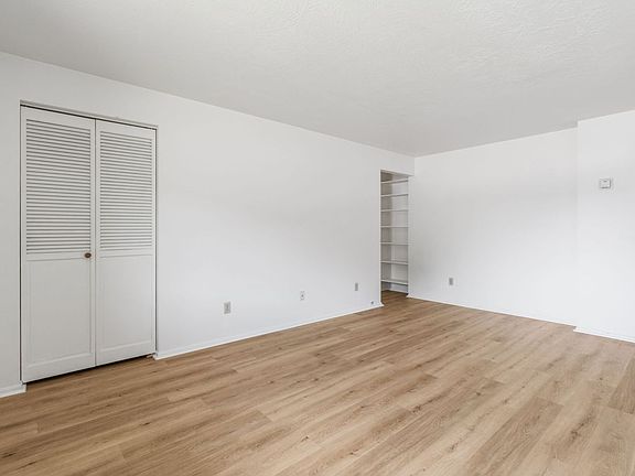 2nd image of 607 S Main St #377