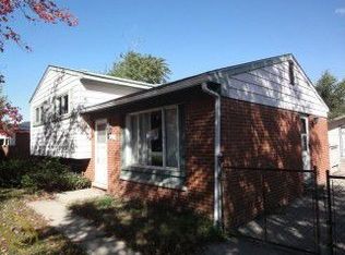 10411 Beech Daly Rd, Taylor, MI 48180