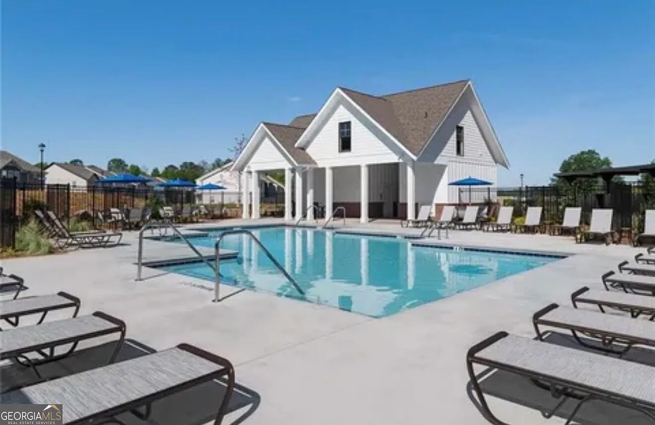 3 bed, 2.5 bath, 1507 sqft, $2,150 — Photo 4