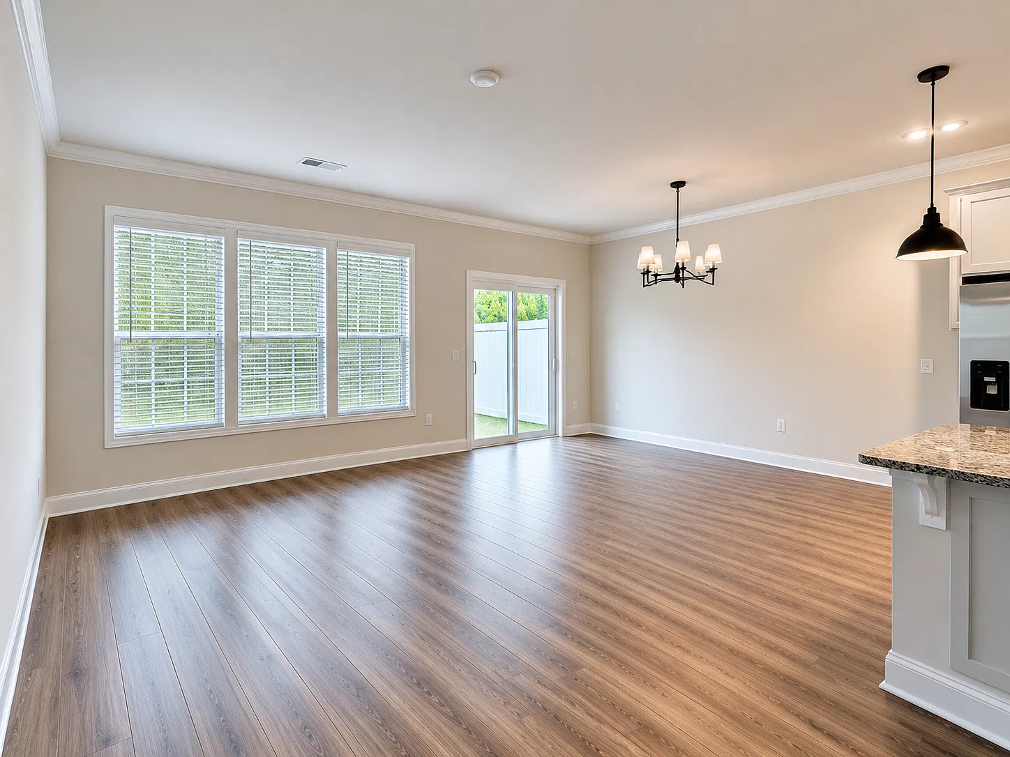 3 bed, 2.5 bath, 1774 sqft, $2,500 — Photo 4