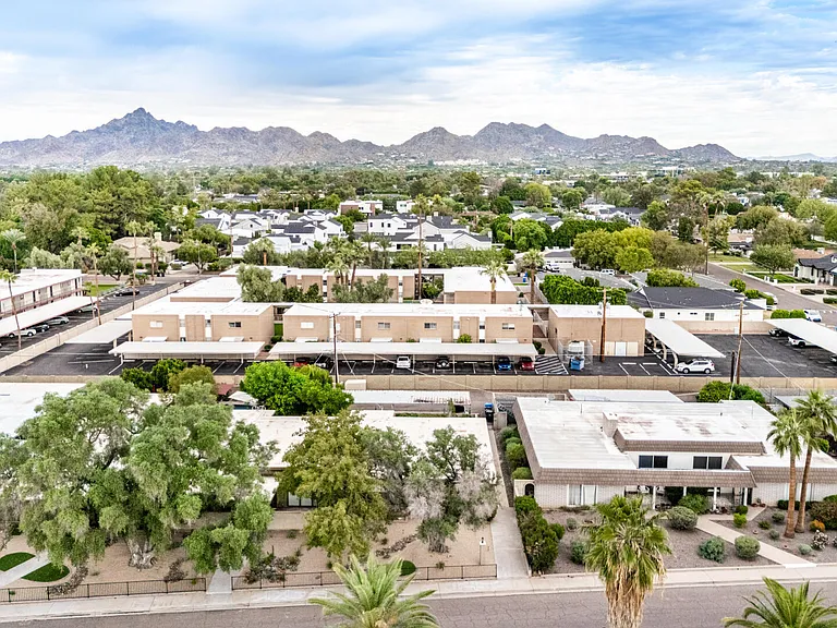 3734 E Montecito Ave — Photo 47