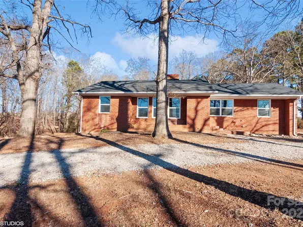 50005 Guy Ln, Norwood, NC 28128